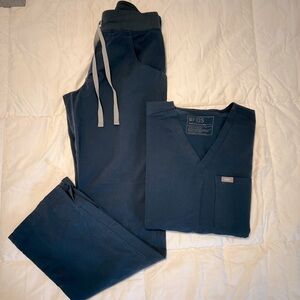 FIGS Dark Harbor Scrubs XS/XS